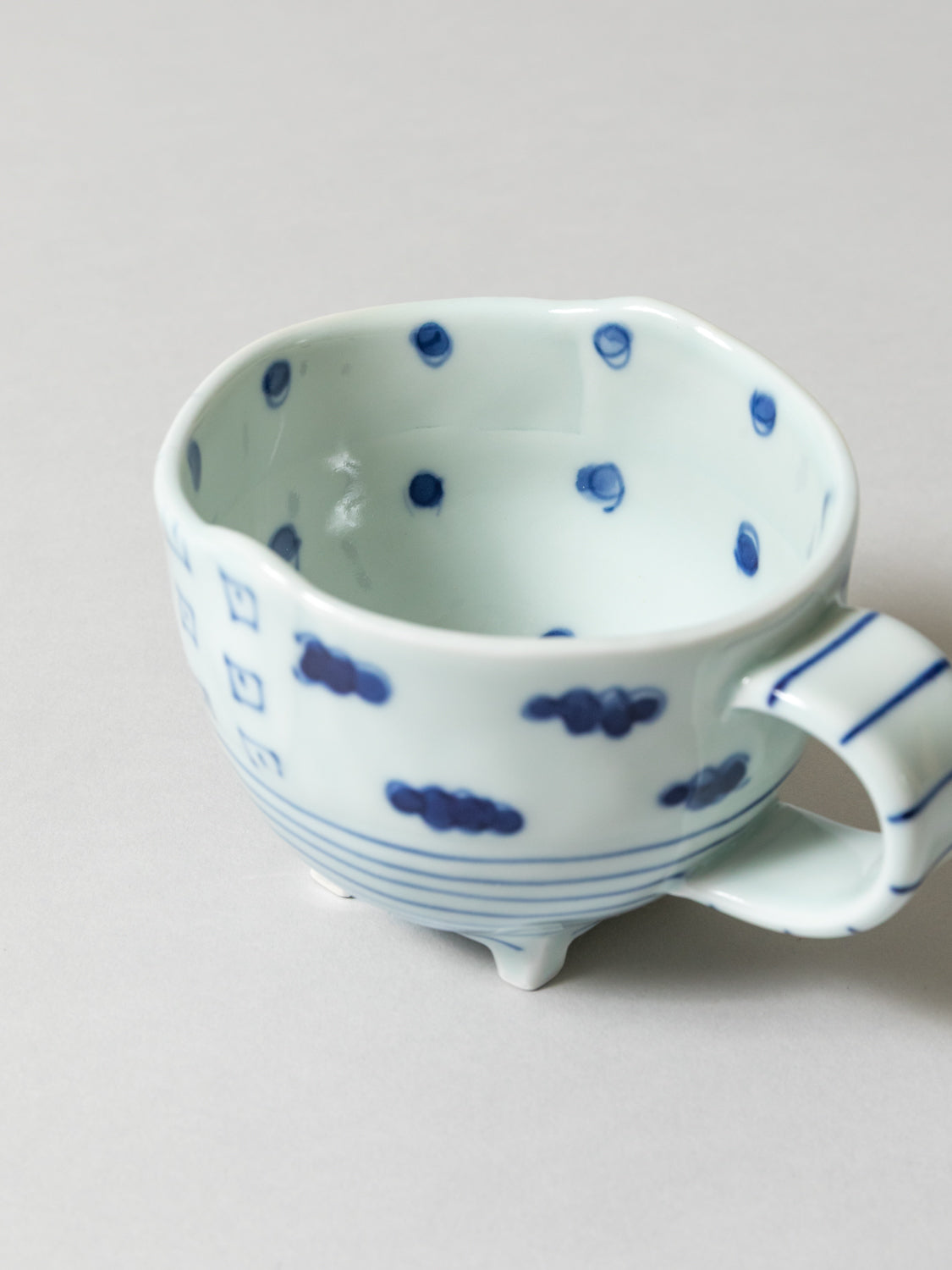 Four-legged Mug