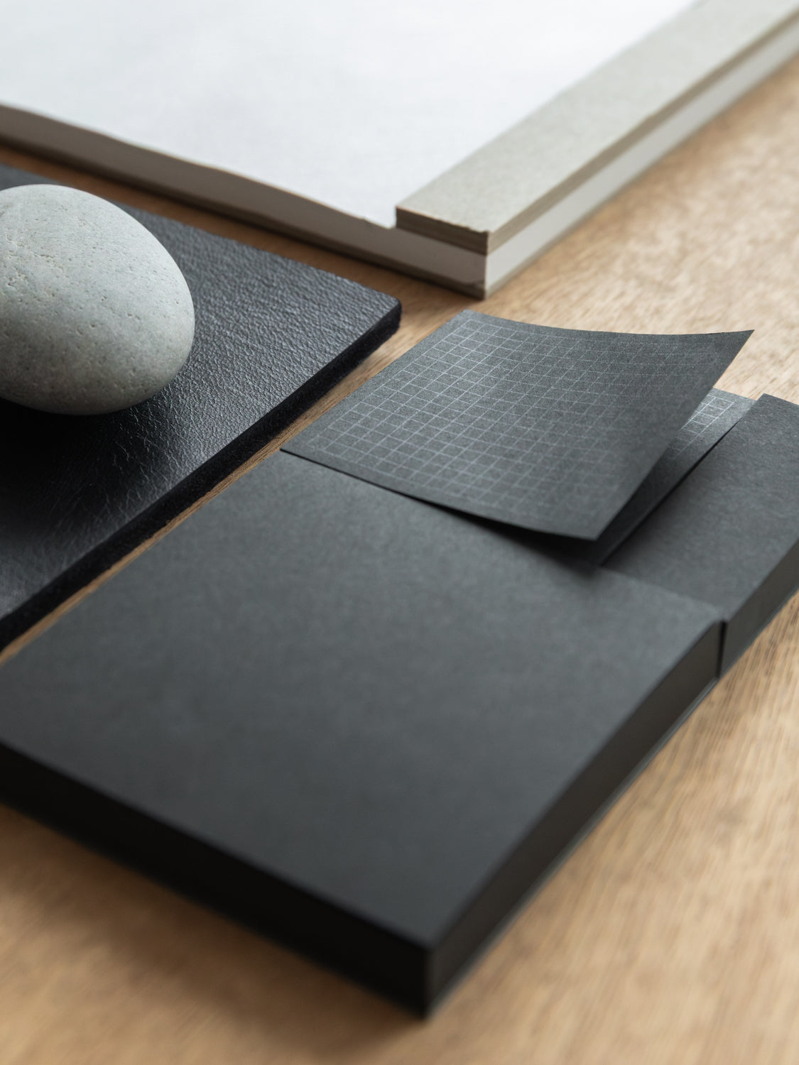 CDT Black Adhesive Memo Pad
