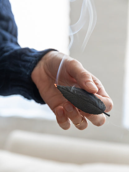 HA KO Paper Incense - Black, Set of 6