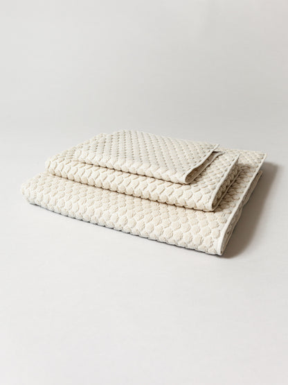 Puchi Puchi Towel